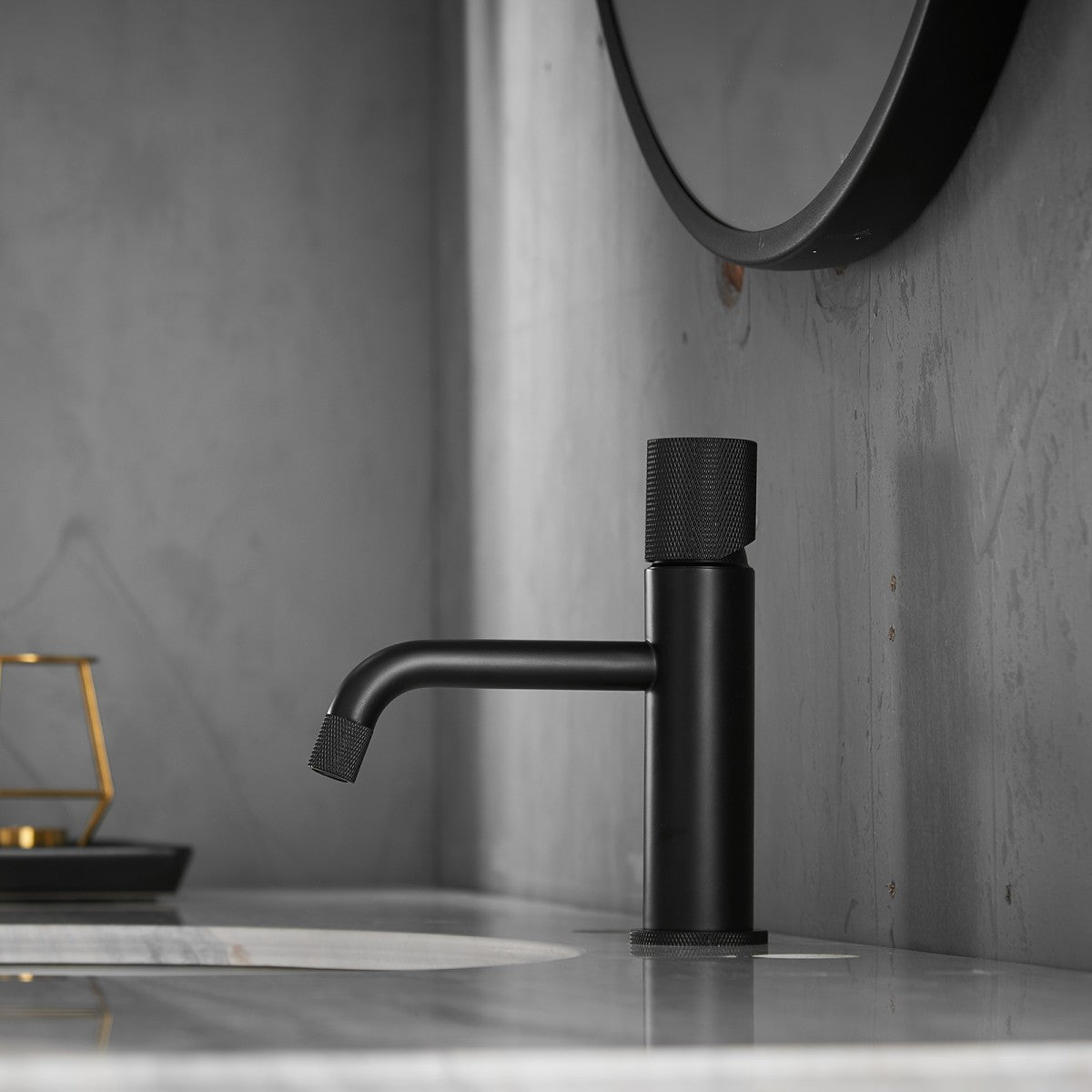 Bathroom Single Hole Sink Faucet Matte Black Single Handle W1932119729