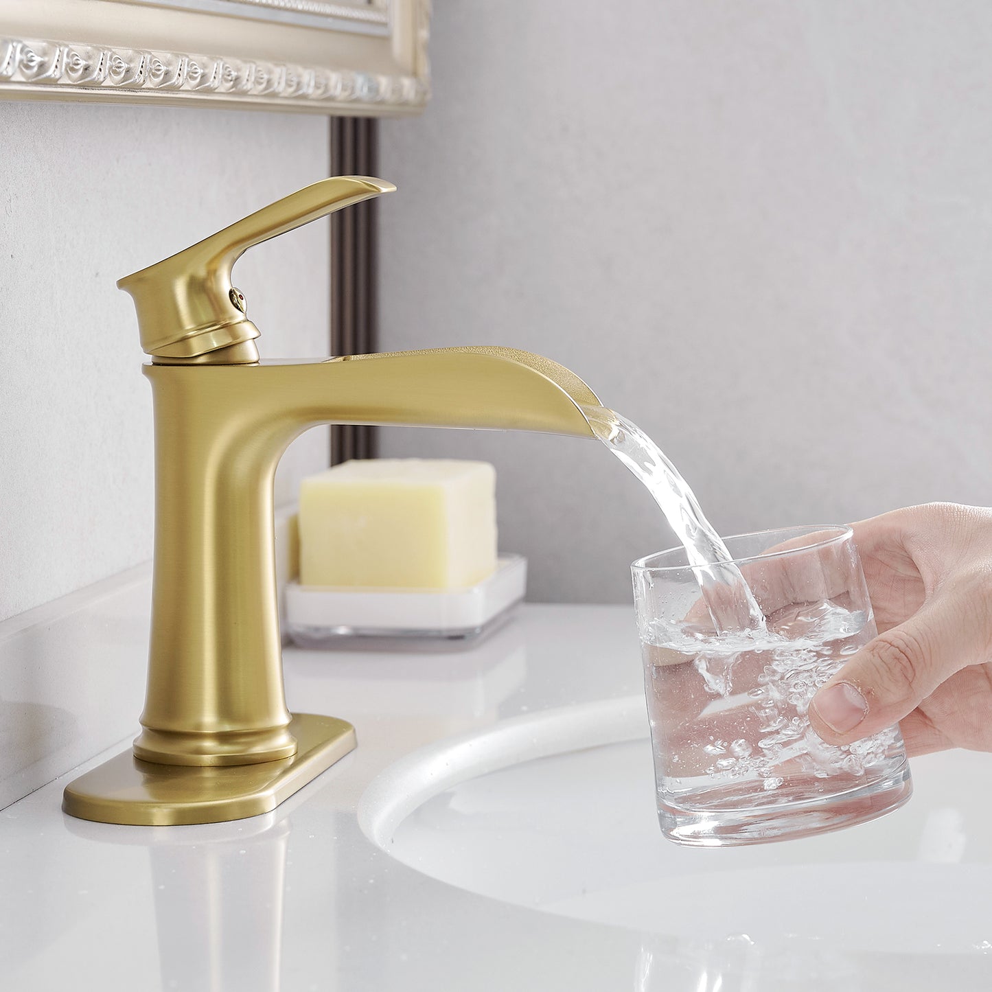 Bathroom Single Hole or Three Hole Waterfall Sink Faucet Gold Single Handle With Deck Plate W1932P180751