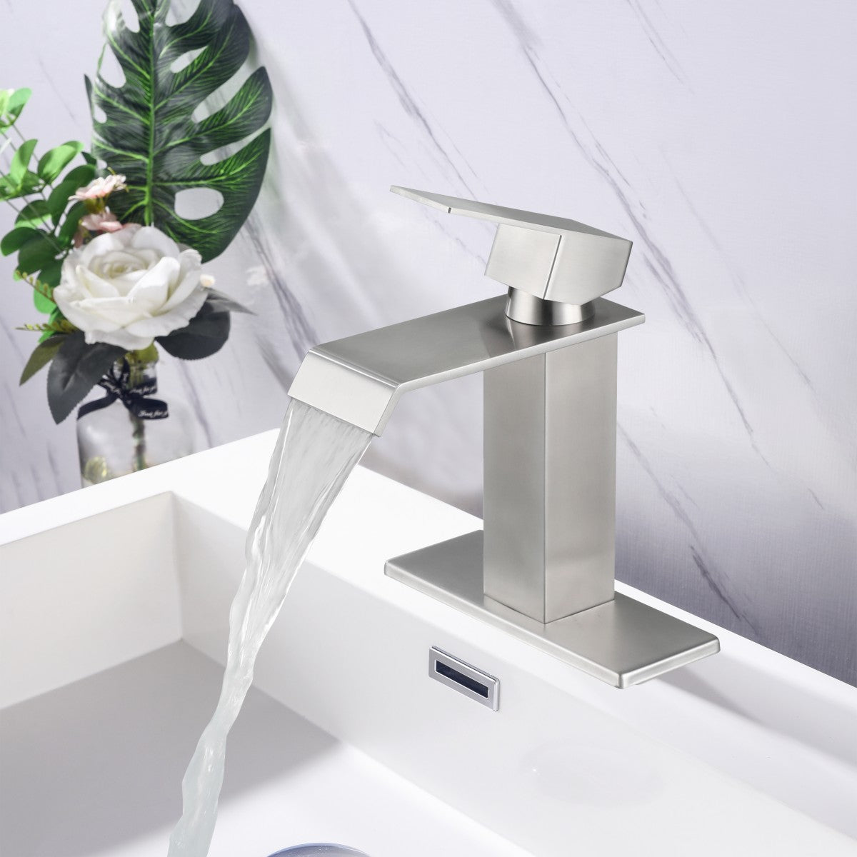 Bathroom Single Hole or Three Holes Sink Faucet Brushed Nickel Single Handle With Deck Plate W2287P185569