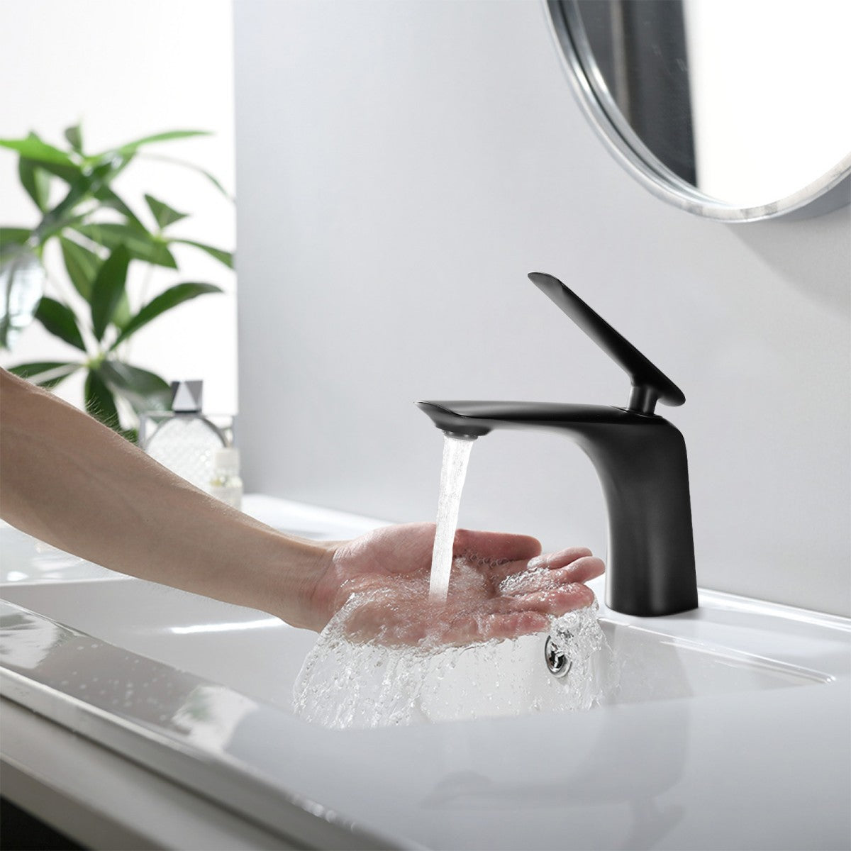 Bathroom Single Hole Sink Faucet Matte Black Single Handle With Pop-up Drain W1224P227850