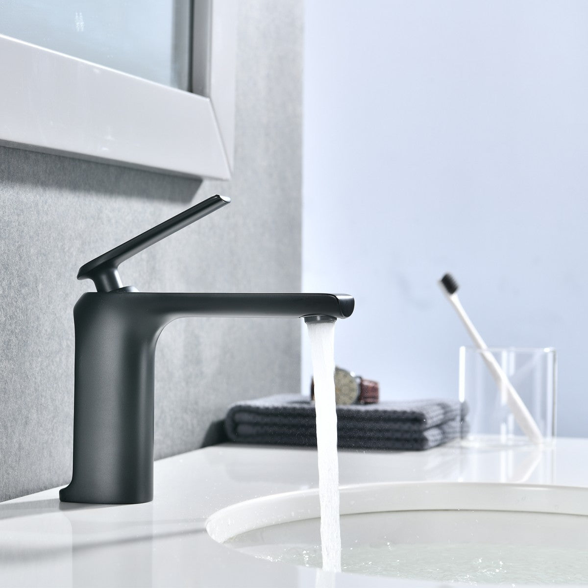 Bathroom Single Hole Sink Faucet Matte Black Single Handle W105965435