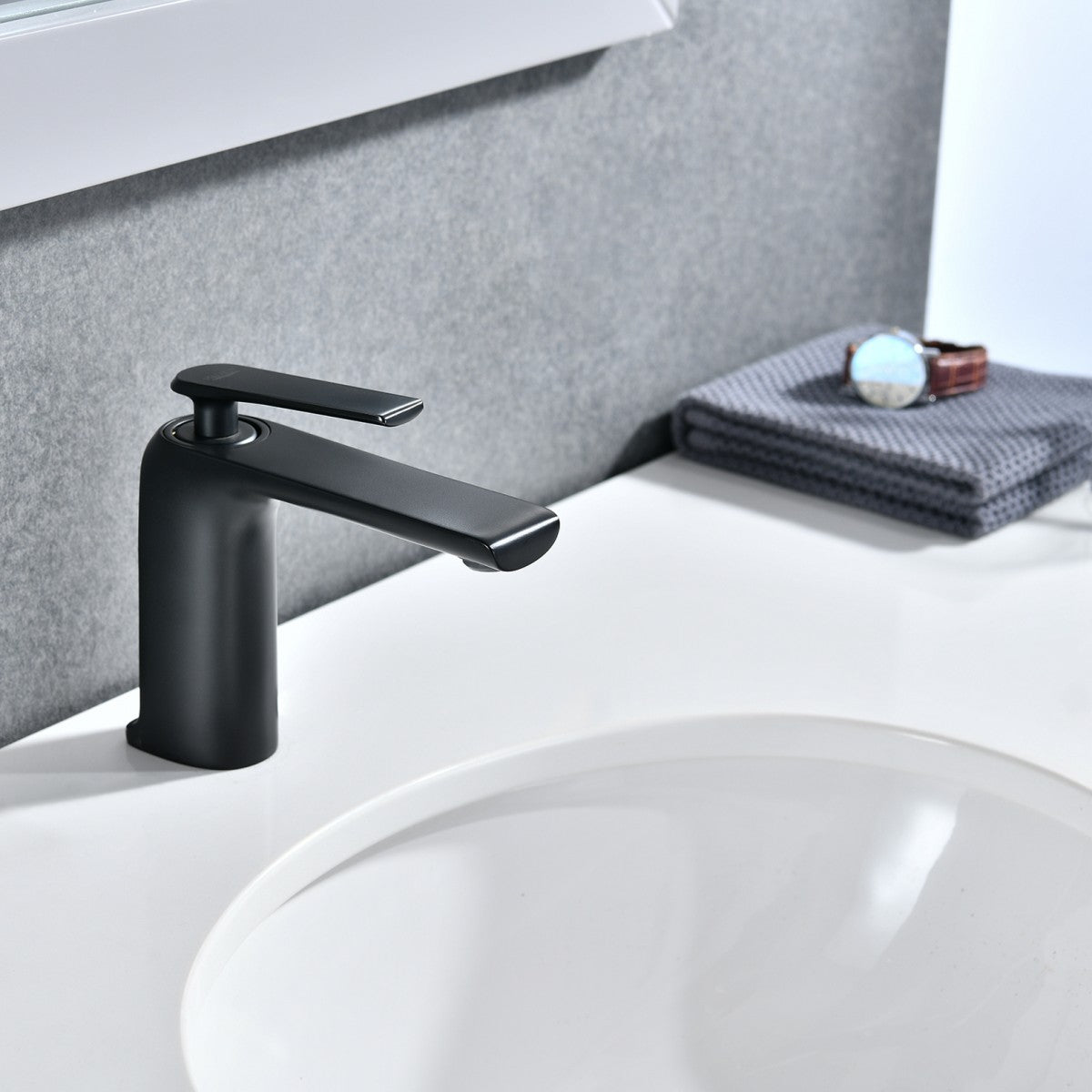 Bathroom Single Hole Sink Faucet Matte Black Single Handle W105965435